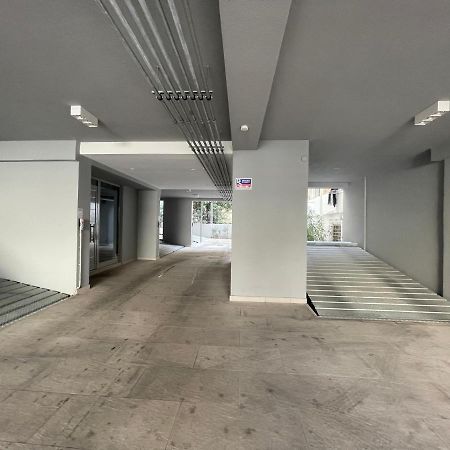 New 2Bd Aprt With Shared Rooftop Pool E2 أثينا المظهر الخارجي الصورة