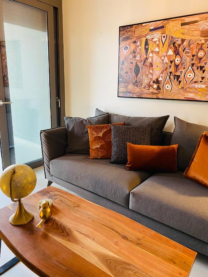 New 2Bd Aprt With Shared Rooftop Pool E2 أثينا المظهر الخارجي الصورة